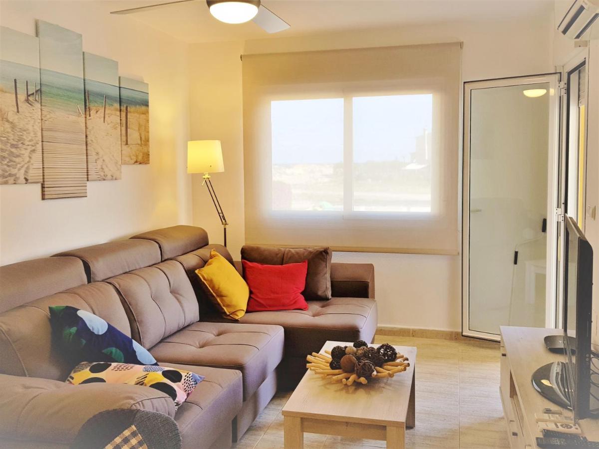 Apartamento Con Piscina En Oliva Nova Luaran gambar