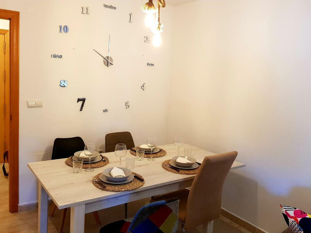 Apartamento Con Piscina En Oliva Nova Luaran gambar