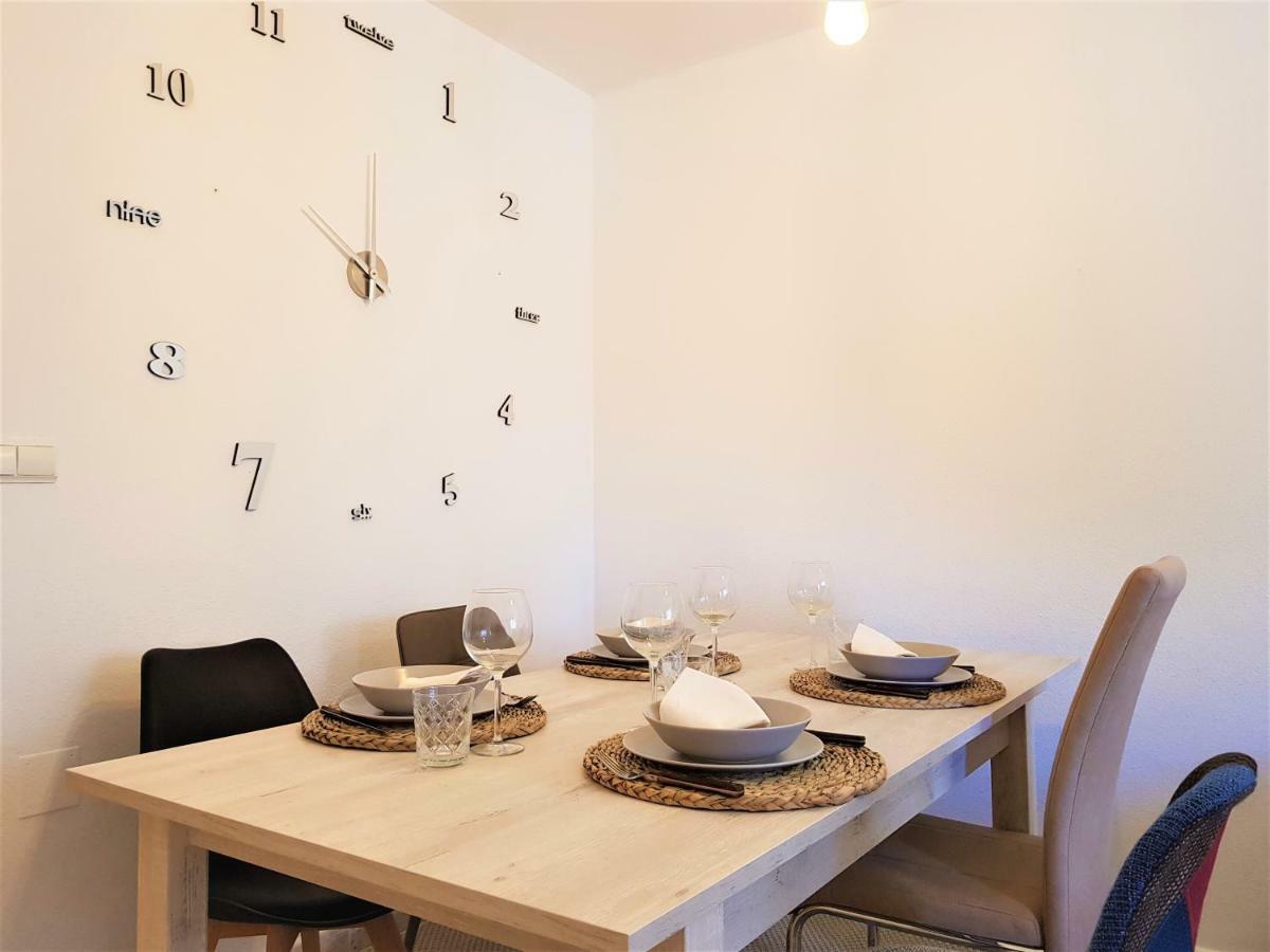 Apartamento Con Piscina En Oliva Nova Luaran gambar
